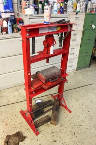 You are currently viewing Nachverkauf: BGA und Fahrzeuge einer Autowerkstatt –  – 25.02.2022 – 09:00:00