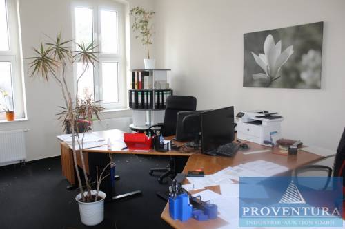 You are currently viewing Insolvenzversteigerung 16 Positionen Inventar Personalvermittlung: Büro, EDV und Arbeitsbekleidung, etc.   – Raum 06844 Dessau-Roßlau – 18.02.2022 – 09:00:00