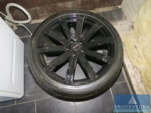 Read more about the article Online-Auktion: Rädersatz LOMBARTHO 22 Zoll schwarz, versandfertig verpackt! – 38836 Anderbeck (bei Halberstadt) – 14.02.2022 – 09:00:00