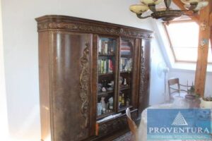 Read more about the article Aus Nachlass: Herrenzimmer-Einrichtung, Standuhr, Lampen, Teppiche, etc.  – 18437 Stralsund – 14.03.2022 – 09:00:00