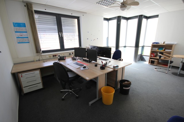 You are currently viewing Betriebs- und Geschäftsausstattung eines Ingenieurbüros – Nachverkauf – 20.07.2022 – 09:00:00