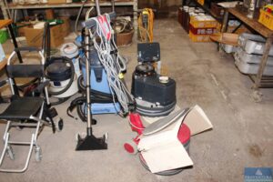 Read more about the article 5 Pos. Reinigungsmaschinen 2015, Reifensatz, Kreissäge – 37191 Katlenburg – 28.07.2022 – 09:10:00