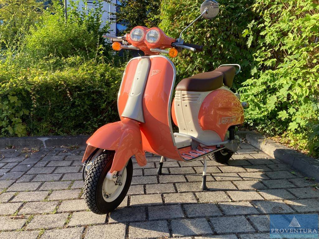 You are currently viewing Versteigerung aus Sammlung: Seltener Motorroller Italjet Velocifero V50 Typ 900, Bj. 1995, 2.500 Km, 2. Hand, original Lack, Sammlerzustand!  – 37085 Göttingen – 19.09.2022 – 10:00:00