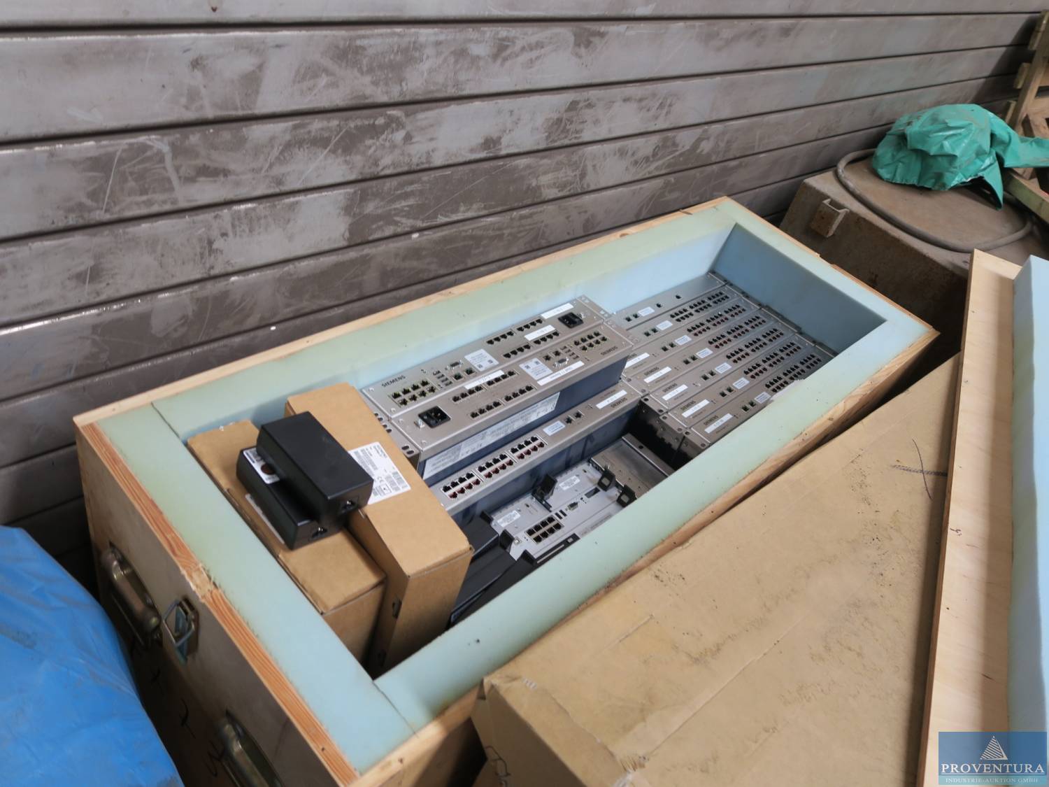 You are currently viewing Versteigerung: Große Telefonanlage SIEMENS Hipath 4000, ca. 80 Endgeräte – 28309 Bremen – 21.09.2022 – 11:00:00