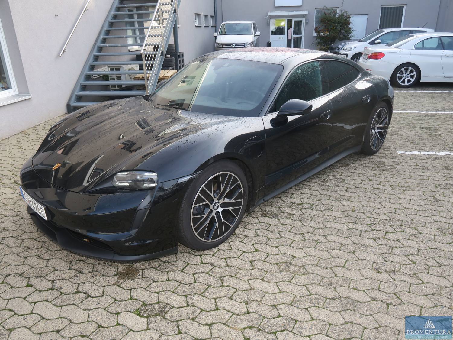 You are currently viewing Fahrzeug-Auktion: PORSCHE Taycan Electric, EZ. 2022, ca. 33.500 Km, sehr gute Ausstattung – 38122 Braunschweig – 11.11.2022 – 11:00:00