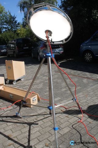 You are currently viewing Samelauktion Großflächenleuchte SONLUX, EMS Trainigsgeräte MIHA, Sauger Hitachi – 42579 Heiligenhaus – 03.11.2022 – 10:15:00