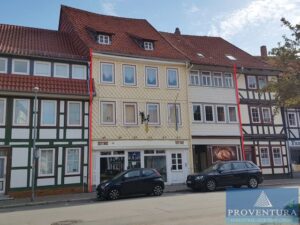 Read more about the article Immobilien-Versteigerung: 2 Wohn- und Geschäftshäuser im Herzen von Duderstadt, Startpreis € 150.000,− – Steintorstr. 33 + 35,	37115 Duderstadt – 24.11.2022 – 15:00:00