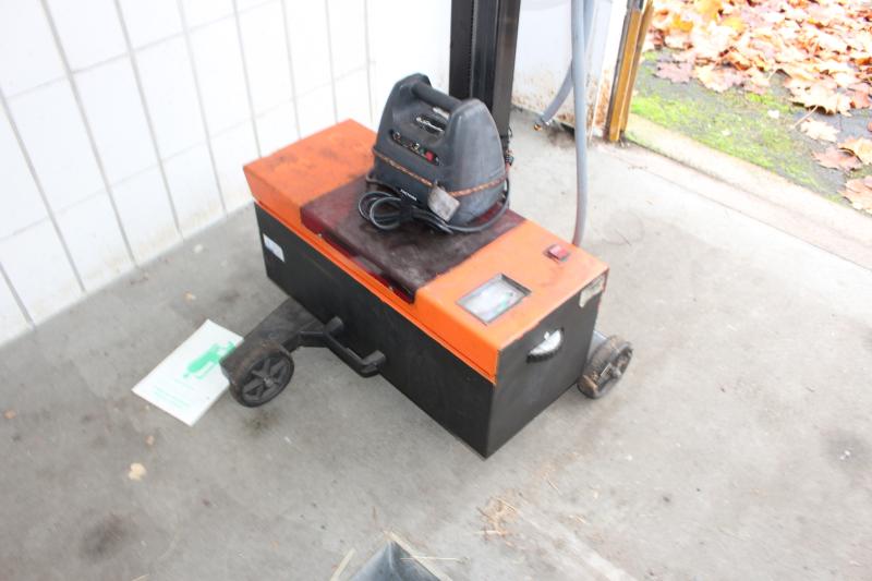 You are currently viewing Betriebs- und Geschäftsausstattung einer Tankstelle – Nachverkauf – 25.11.2022 – 09:00:00