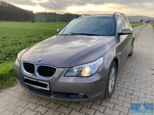 Read more about the article Versteigerung: BMW 520d Touring E61, EZ 2007, 130.000 km, Navi, Panoramadach, AHK, 8-fach bereift, Xenon, sehr gepflegt – 37586 Dassel – 12.12.2022 – 09:15:00