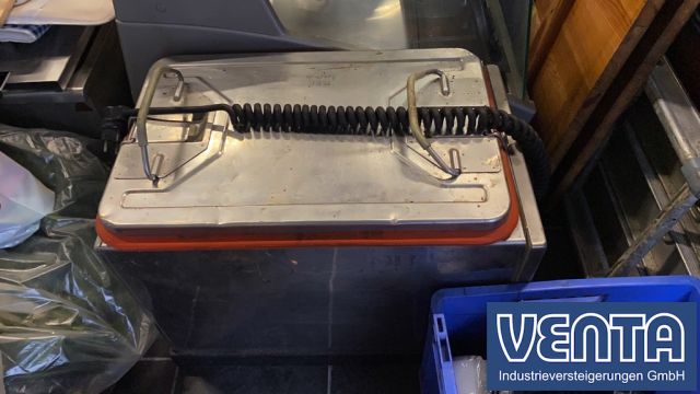 You are currently viewing Insolvenz-Versteigerung Erwin Krawczyk, 42655 Solingen – Teigausrollmaschine, Kassensystem, Kühlvitrine, Friteuse, Gas-Heizpilz, Wärmetruhe – 20.01.2023 – 12:00:00