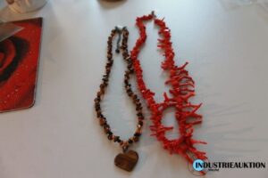 Read more about the article Schmuck u. Münzen aus Nachlass – 42579 – 08.01.2023 – 18:00:00