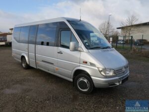 Read more about the article Versteigerung Kleinbus m. 16 Sitzplätzen, Mercedes-Benz Sprinter 416 CDI, EZ 2005, 182.000 km, Standheizung, Klimaanlage, sehr gepflegter Zustand – 37154 Northeim – 21.02.2023 – 09:30:00