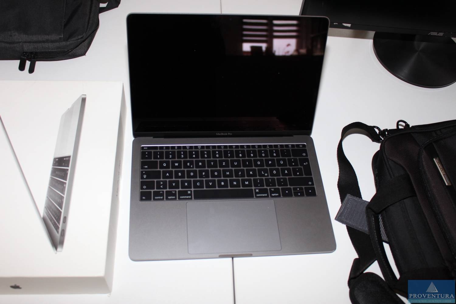 You are currently viewing Versteigerung 15 Pos. u.a. Notebooks APPLE MacBookPro A1708, HP 17, PCs, Smartphones SAMSUNG A7, Kameras,  – Raum 99996 Mühlhausen – 23.03.2023 – 13:00:00