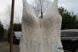 Read more about the article Insolvenzauktion Brautkleider, Brautschuhe, Accessoires – 42579 – 14.03.2023 – 09:00:00