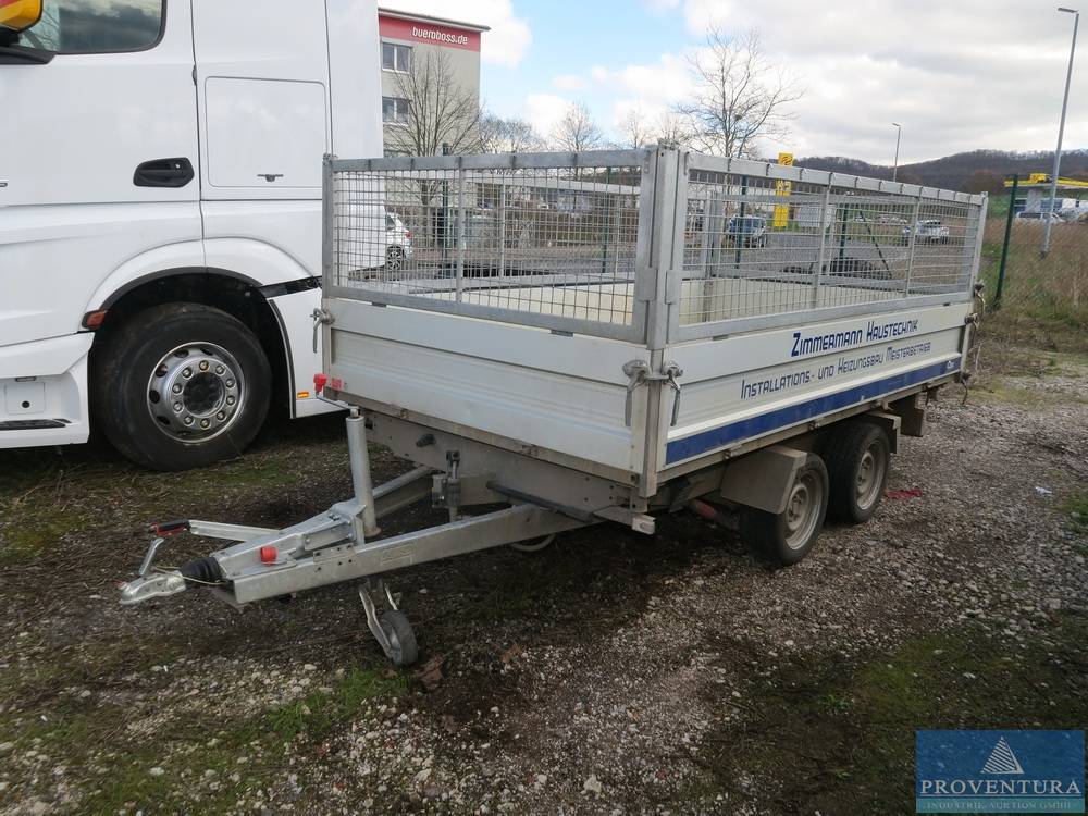 You are currently viewing Aus Insolvenz: Pkw-3-Seiten-Kippanhänger BLYSS K300, EZ 2018, zul. GG 3.000 kg – 37154 Northeim – 19.04.2023 – 11:50:00