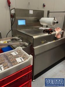 Read more about the article Insolvenz-Versteigerung einer Verpackungsmaschine der Anifresh GmbH + Co. KG, Gevelsberg – Vakuumverpackungsmaschine Variovac Optimus SE – 20.04.2023 – 18:00:00