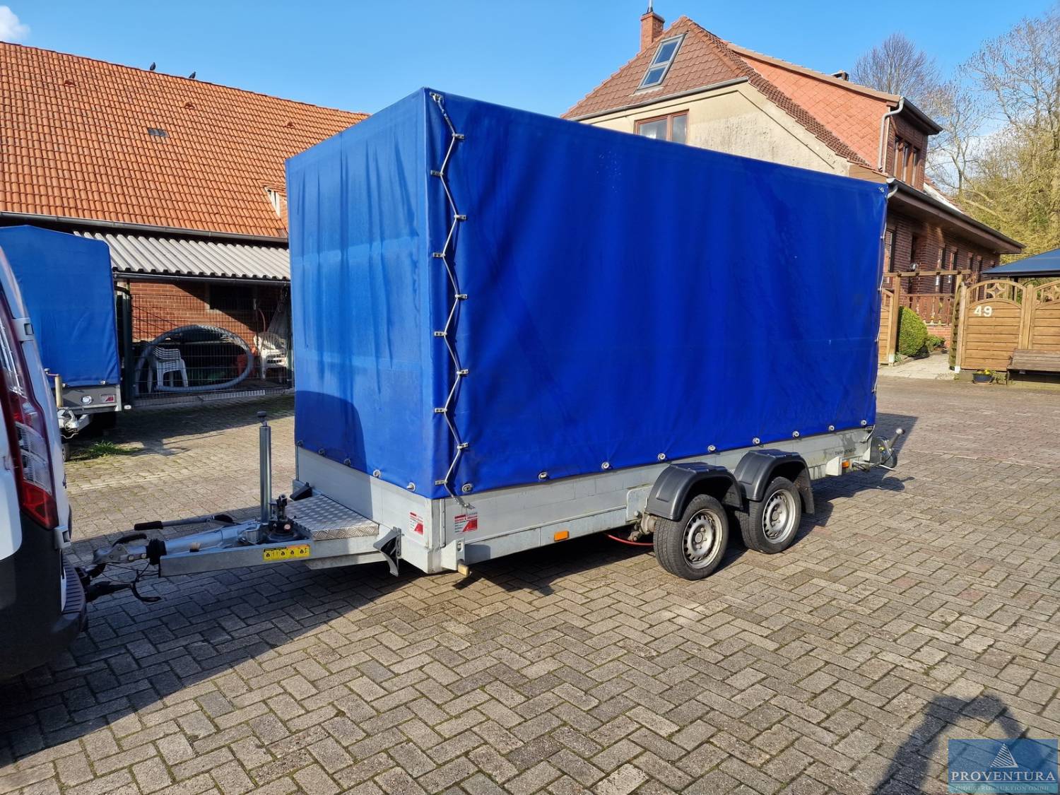 You are currently viewing Versteigerung Absenkanhänger VEZECO 3.5 to EZ 2016 – 27711 Osterholz-Scharmbeck – 23.05.2023 – 08:55:00