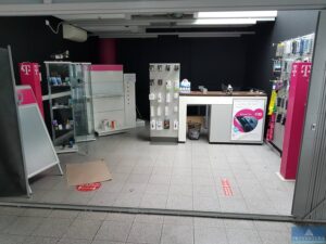 Read more about the article Insolvenzversteigerung Ladeineinrichtung Telekom-Shop nie in Betrieb gewesen – 33142 Büren, Paderborn-Lippstadt-Airport – 05.07.2023 – 09:00:00
