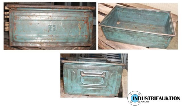 You are currently viewing Online-Auktion Stapelbehälter, Lagerkästen, verschiedene Modelle – 42553 Velbert – 16.08.2023 – 10:00:00