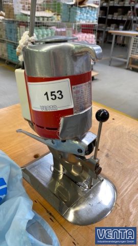 You are currently viewing Insolvenz-Versteigerung Rf+f Wellness Werk GmbH, 53842 Troisdorf – Kompressor, Heftfadenmaschine, Schrumpftunnel, Industrienähmaschinen, Overlocks, Elektromesser, Bohrmaschine Alzmetall, Härteofen Nolzen. Drehmaschine, Büro-, Lager- und Werkstatteinrichtung – 19.09.2023 – 18:00:00