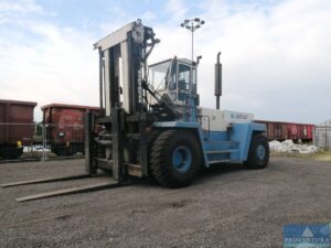 Read more about the article Versteigerung: Container-Stapler SVETRUCK 45120-54, Bj. 2005, Tragkraft 45 Tonnen, Hubhöhe 6,5 m, mit Coil-Tragedorn 1.800 mm, Startpreis € 40.000,− – 28309 Bremen – 23.10.2023 – 09:00:00
