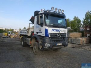 Read more about the article Fahrzeug-Auktion: Lkw Kipper MERCEDES-BENZ AROCS 1843 4×4, EZ. 2018, 50.000 km mit Ladekran PALFINGER PK 18002-EH – 38126 Braunschweig – 25.10.2023 – 10:00:00