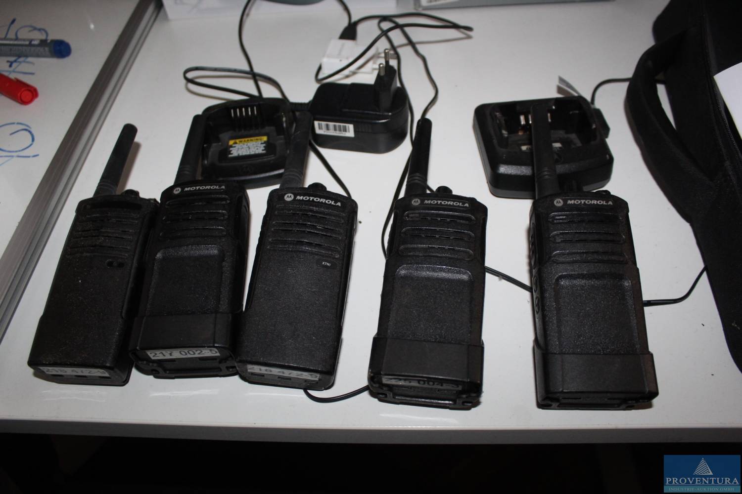 You are currently viewing aus div. Insolvenzverfahren 16 Pos. u.a. PCs und Server, Monitore, 380V-Verlängerungskabel, Funkgeräte MOTOROLA XT420, Feinmess-Manometer WIKA, Thermoport Hendi etc. – 06108 Halle (Saale) – 15.11.2023 – 09:15:00