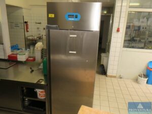 Read more about the article Versteigerung: Gewerbekühlschrank Chromo-Norm 452 l, Startpreis € 200,-  – 36300 Raum Alsfeld – 15.11.2023 – 10:00:00