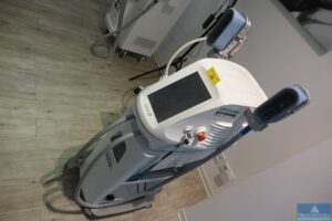 Read more about the article Räumung Kosmetikstudio: Kältebehandlungsgerät CRYOLIPOS Cool 4D, Möblierung und Mikrowelle angeschafft ca. 2022 – Startpreise reduziert – 24.11.2023 – 10:00:00