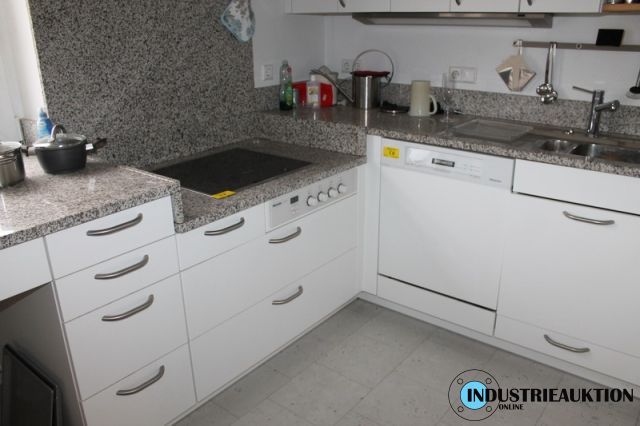 You are currently viewing Online Auktion Nachlass Bilder, Möbel, etc.  – 33449 Langenberg – 20.02.2024 – 09:00:00