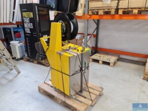 Read more about the article Ause Leasing: Halbautomatisches Umreifungsgerät für Palletten JUNGHEINRICH HDS-30-PV2X-16, für Bandbreite 16 mm, Baujahr 2016 angeschafft für ca. 4.500 € netto,  – in 37079 Göttingen – 23.04.2024 – 09:00:00