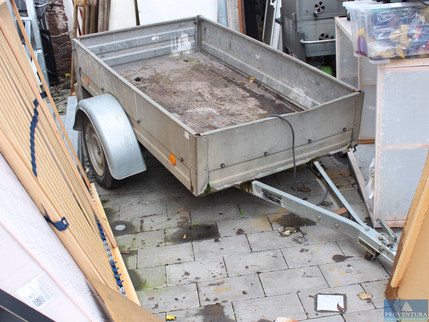 You are currently viewing Insolvenzversteigerung Pkw-Anhänger STEMA HP6070, EZ 1997, 750 kg, ideal als Werbeträger – 37603 Holzminden – 28.05.2024 – 09:25:00