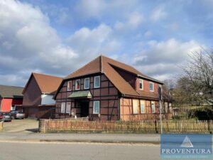 Read more about the article Immobilenversteigerung aus Insolvenz: Mehrfamilienhaus mit Nebengebäude und großem Garten, Startpreis € 60.000,-  – Barbiser Straße 33, 37431 Bad Lauterberg im Harz – 14.05.2024 – 12:00:00