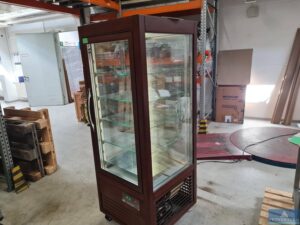 Read more about the article Gastroversteigerung aus Leasing: Kuchenvetrine TECFRIGO Saloon 505 GQ – in 37079 Göttingen – 26.08.2024 – 12:00:00